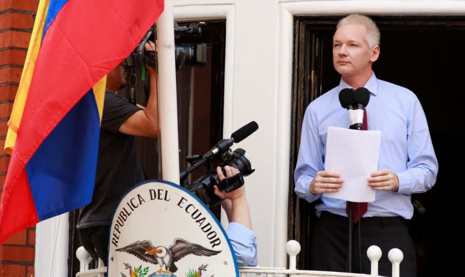 Асанж одбил да оди во Москва како дипломат на Еквадор