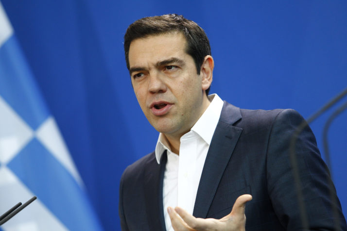 Ципрас: „Не мислам да играм игри со Преспанскиот договор, ќе го ратификуваме околу март“