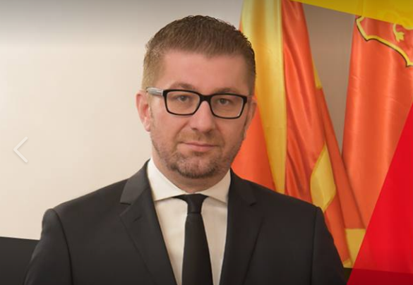 Десетте пораки на Мицкоски до идните градоначалници на ВМРО-ДПМНЕ: Работете чесно, заборавате го изразот „комшија“ и домаѓински однесувајте се кон парите на граѓаните
