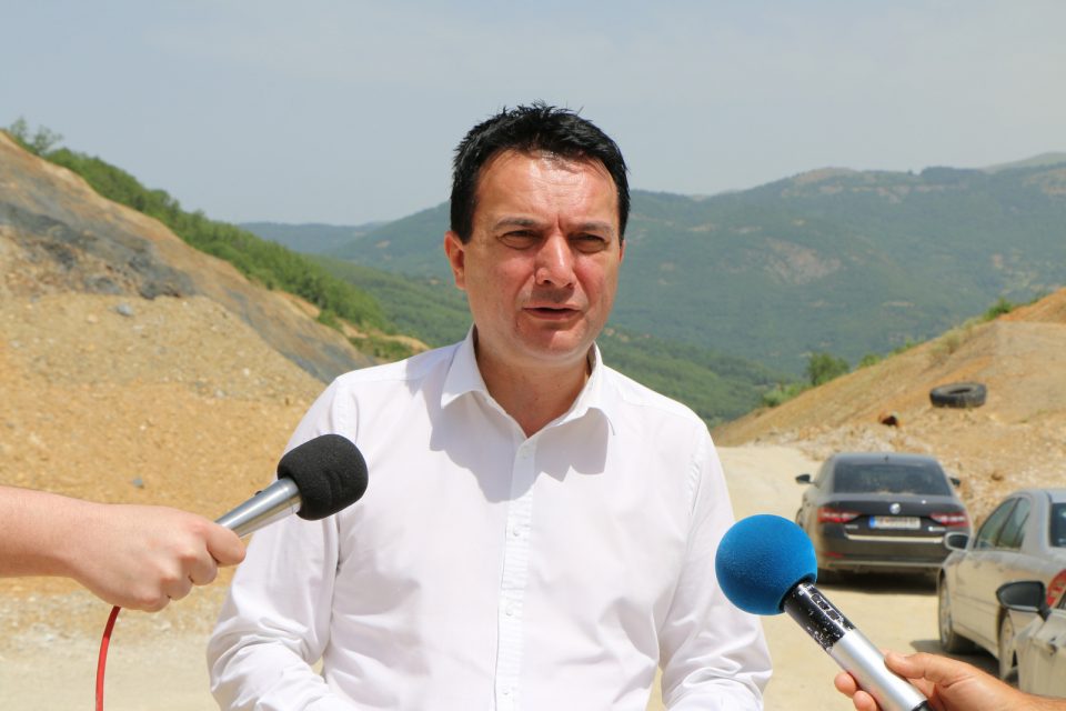 Сугарески: Општините да подготват проекти за изградба на локални патишта