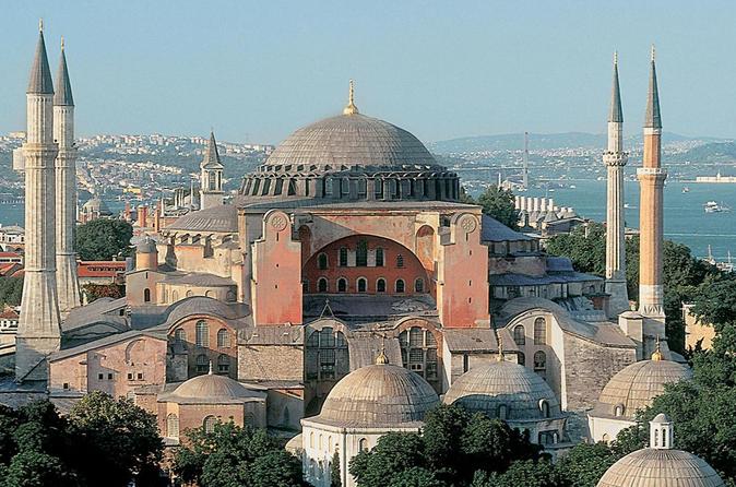 Турската православна црква ја тужи Цариградската патријаршија