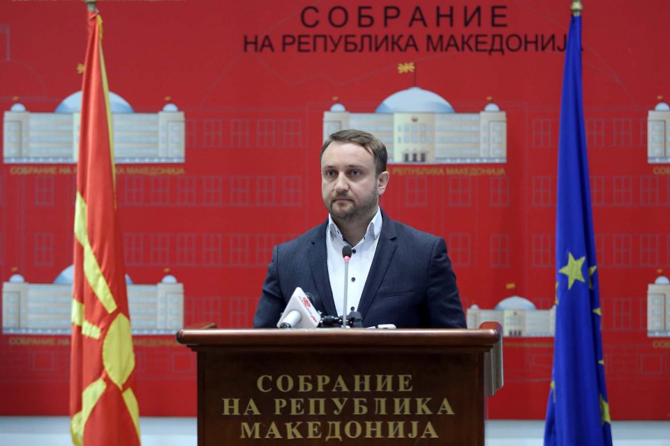ВО ЖИВО: Изјава на Александар Кирацовски за кандидатурата на Стево Пендаровски