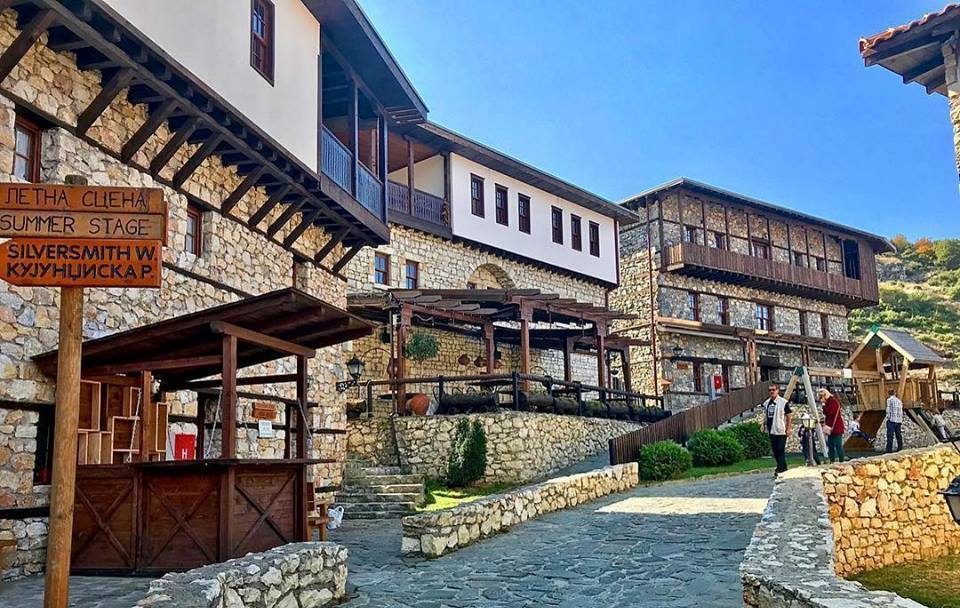 Владата бара чаре за Македонско село