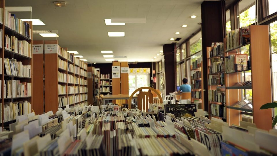 Се продаваат книги од библиотеката на Митеран – се очекува приход од 450.000 евра