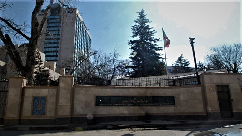 Иранската амбасада евакуирана по дојава за бомбашки напад