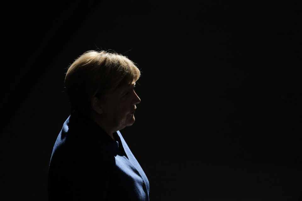 Меркел пред вонредниот самит на ЕУ во Брисел:Вечерва не очекува тешка работа околу именувањето