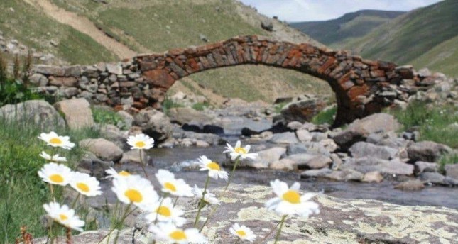 Мост во Турција стар 300 години остана само на фотографии