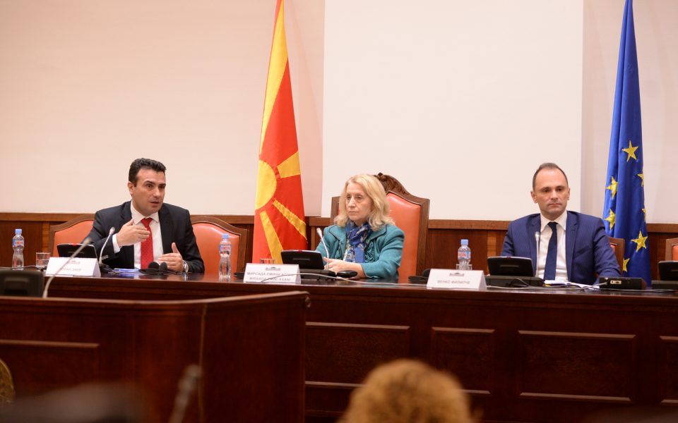 ВО ЖИВО: Изјави на премиерот Зоран Заев и министерот за здравство, Венко Филипче