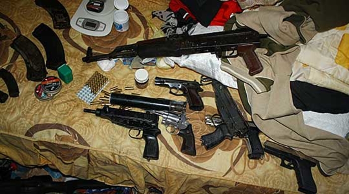 Оружје пронајдено кај албански држајанин кој илегално престојувал во Македонија