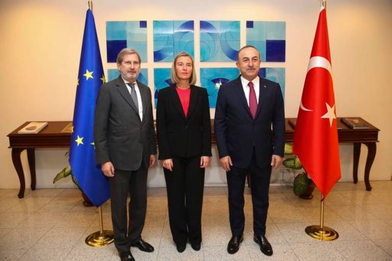 ЕУ е сериозно загрижена поради големиот број новинари во турските затвори