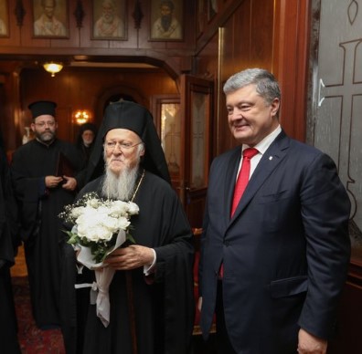 Украинската црква и официјално стана афтокефална, македонската тапка в место