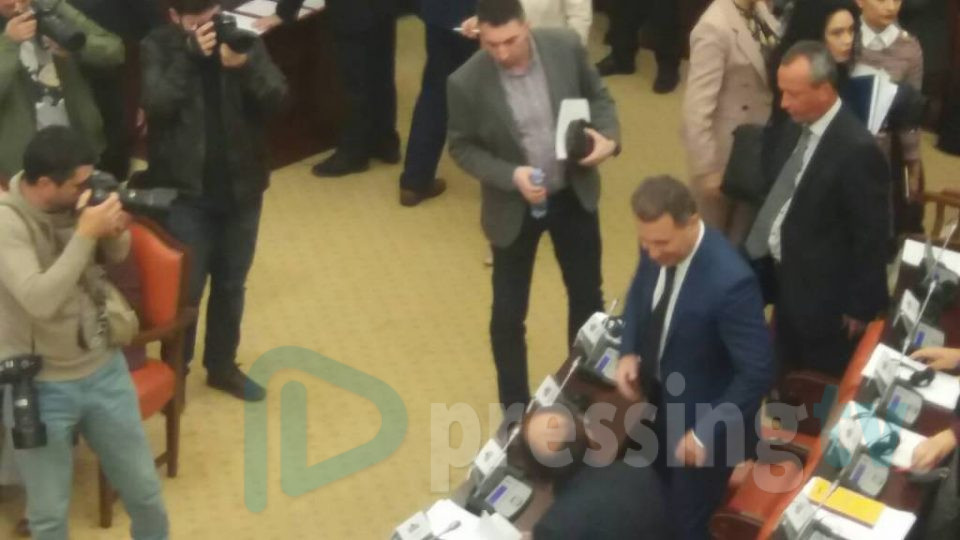 Одобрени барањата да му се одземе имунитетот на Груевски – се очекува пленарна седница (ВИДЕО)