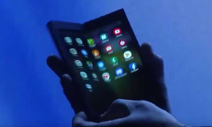 Самсунг официјално го претстави новиот премиум телефон на преклоп