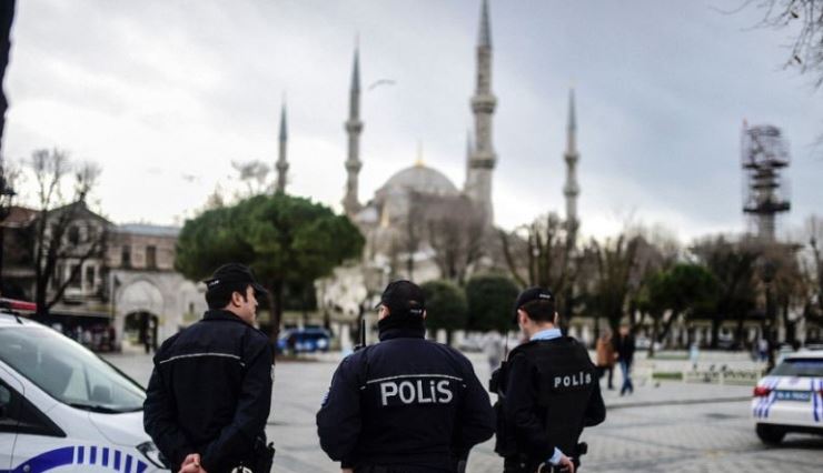 На доживотен затвор осудени 74 лица  поради вмешаност во обидот за преврат во Турција