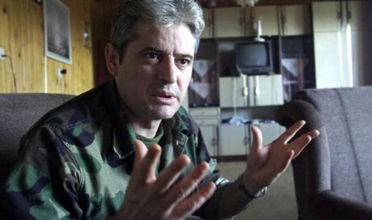 Али Ахмети во воена униформа го честита формирањето на косовска војска (ФОТО)