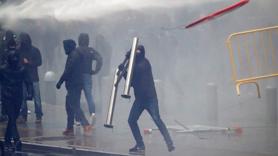 „Маршот против Маракеш“ во Брисел се претвори во војна со полицијата