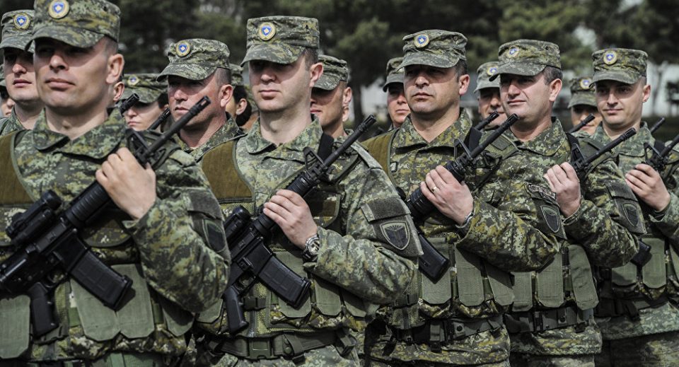 Заев ставил параф на договор војската на Косово да може да влегува и да престојува во Македонија