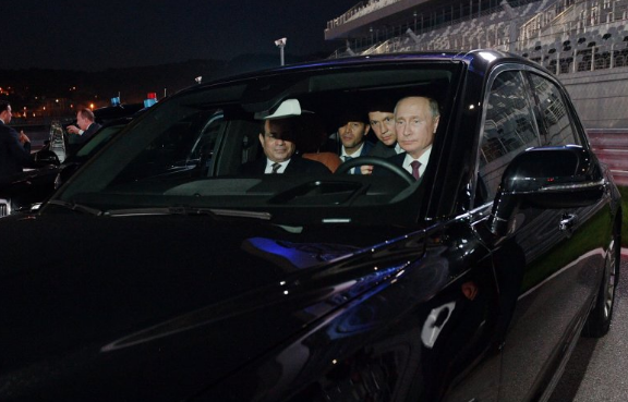 Автомобилот на Путин влегува во сериско прoизводство (ВИДЕО)