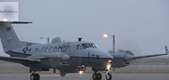 Лазански: Американскиот шпионски авион не слета случајно во Приштина (ВИДЕО)