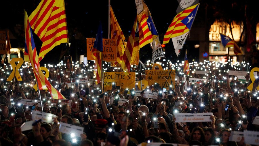 Уште двајца каталонски лидери почнаа штрајк со глад