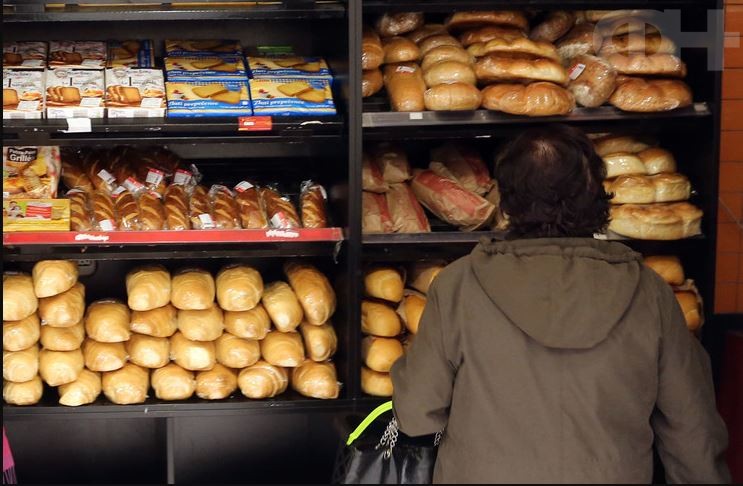 Пекарите од утре ќе испорачуваат леб за 33 денари, но ќе поведат постапка за наплата на штетата проценета на 4,5 милиони евра