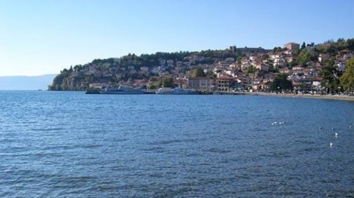 Шверцувале 39 килограми марихуана преку Охридско Езеро