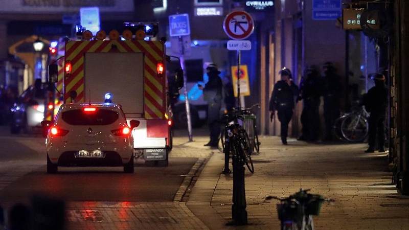 Најмалку двајца загинати , 11 повредени во пукотниците во Стразбур