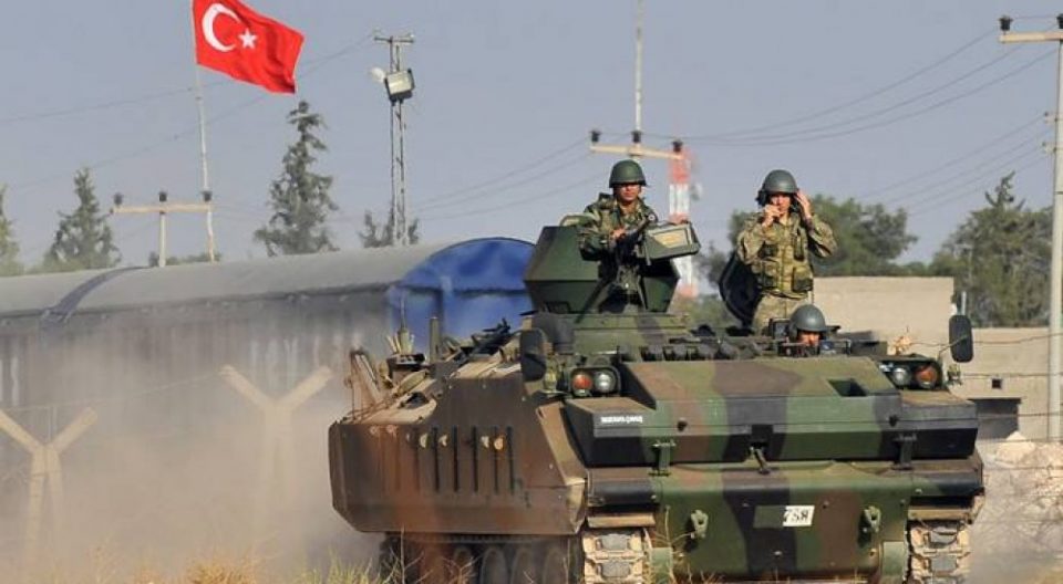 Американците се повлекуваат, турската војска најави удар врз Курдите