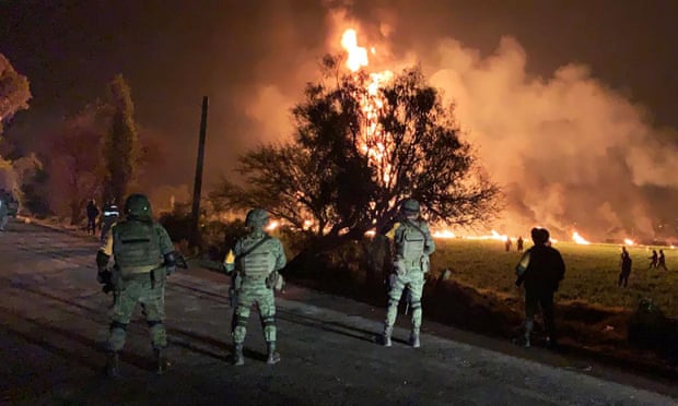 Над 20 загинати и 70 повредени при експлозија на дел од нафтовод во Мексико