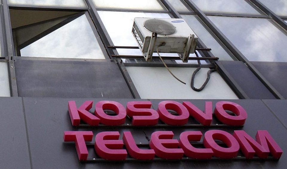 Приштина планира продажба на косовскиот „Телеком“