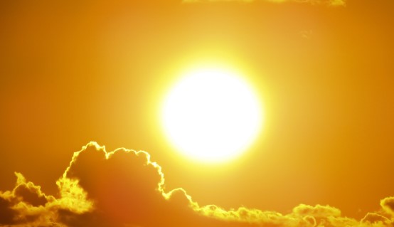 Сончево и топло со УВ индекс 9