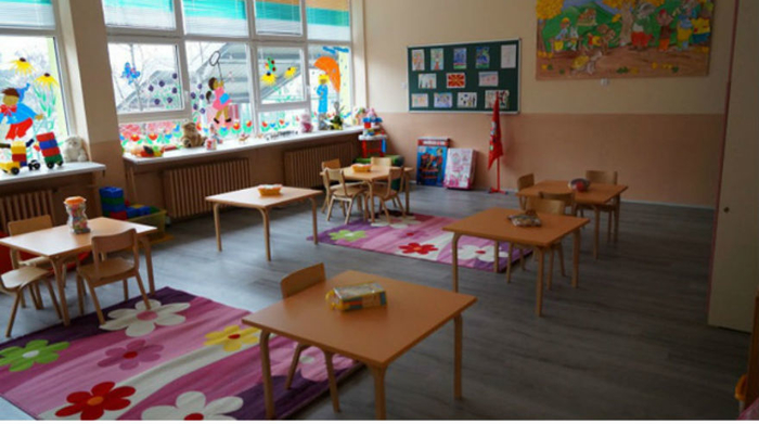 Родители од Општина Карпош се жалат дека не им ги примаат децата во градинка во текот на летото