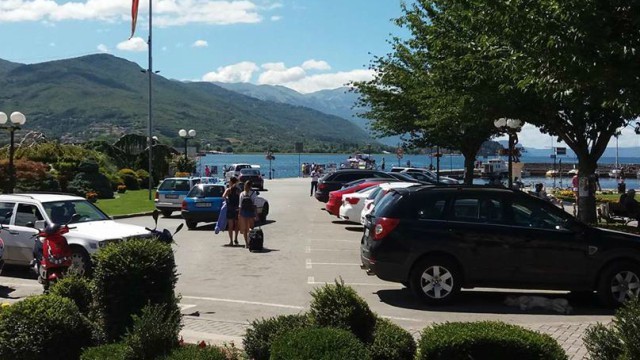 И во Охрид бесплатно ќе паркирате на Божик
