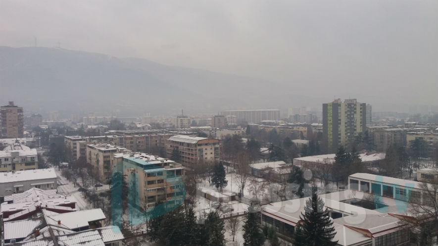 Снег за Бадник во Скопје (ФОТО)