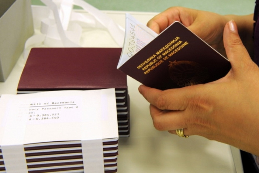 Замената на патните документи и табличките на возилата на товар на граѓаните