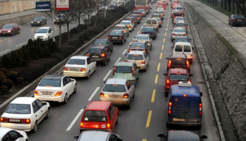 На македонските патишта се тркалаат 40.000 нерегистрирани возила