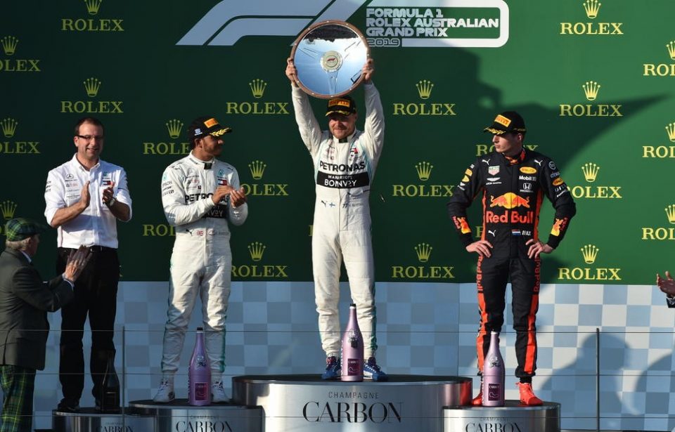 Ботас ја отвори Ф1 сезоната со победа во Австралија