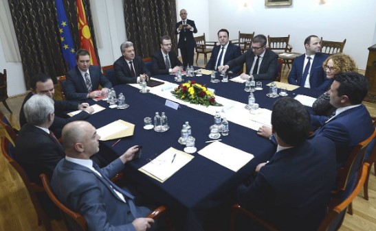Заев го прифати барањето на ВМРО-ДПМНЕ за лидерска средба