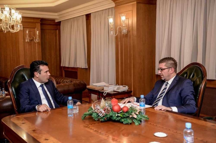 Мицкоски на средбата со Заев ќе побара предвремени парламентарни избори