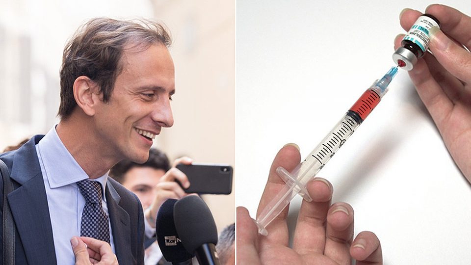 Италијански политичар кој е против вакцинирање завршил во болница со сипаници