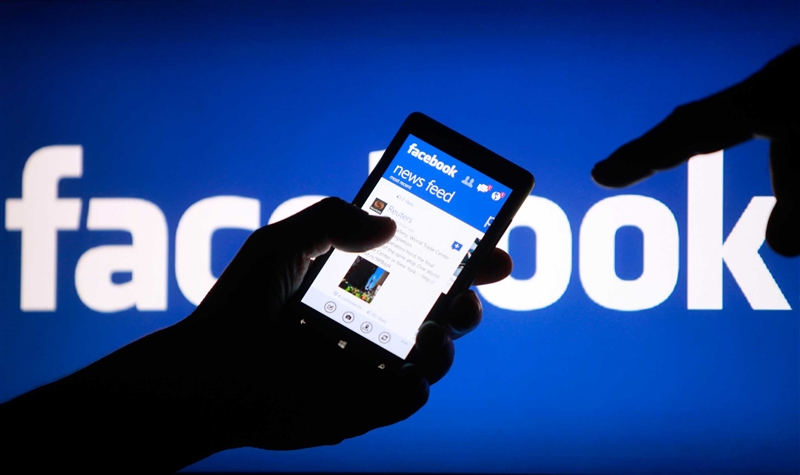 Фејсбук и Инстаграм паднаа во целиот свет