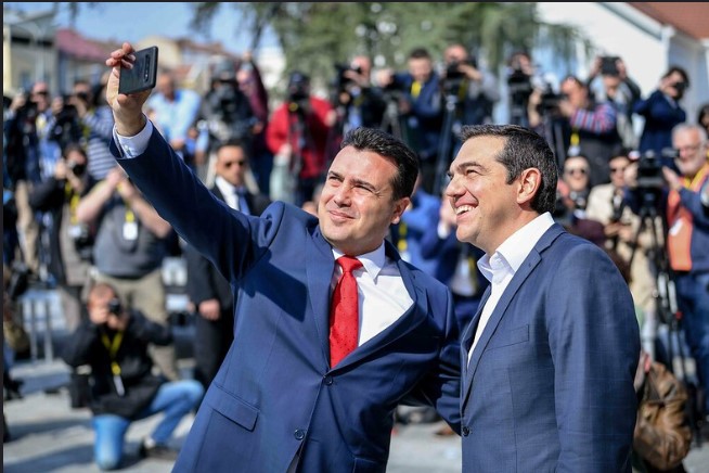 Заев и Ципрас ја откажаа посетата на грчкиот фестивал „Преспес 2019“