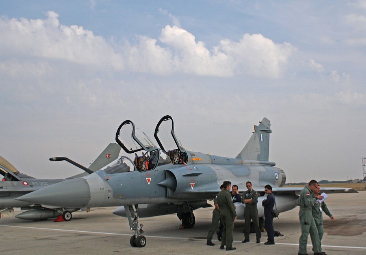 „Ф-16“ „Фантоми“ „Мираж“: Што се поседува грчката авијација која ќе го штити македонското небо (ФОТО)