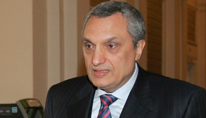 Според поранешниот премиер Костов: Голема грешка е што Бугарија не направи декомунизација