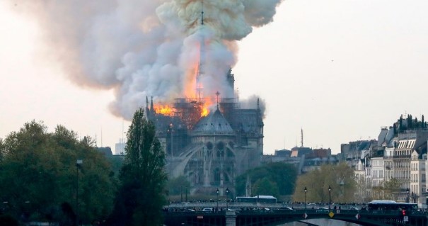 Според француското обвинителство: Пожарот во Нотр Дам бил предизвикан ненамерно