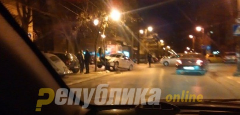 Страшна сообраќајка на позната раскрсница меѓу „Орце Николов“ и „Ленинова“ (ФОТО)