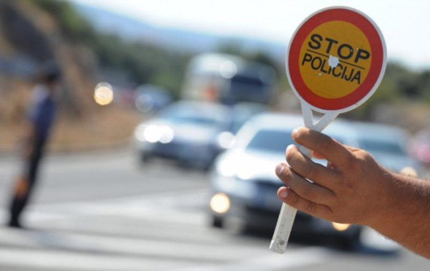 Во Скопје казнети 77 возачи за брзо возење