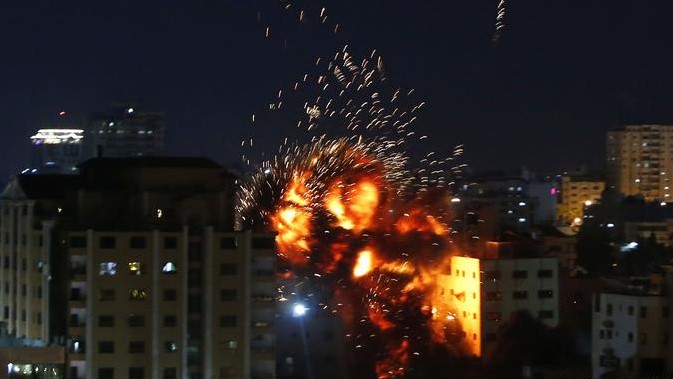 Израел ја ракетираше канцеларијата на Турската државна новинска агенција во Газа