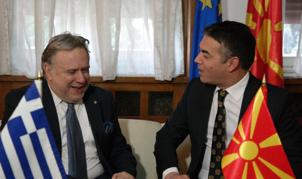 Димитров се сретна со Катругалос – во фокусот на разговорот ЕУ и НАТО