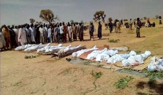 Исламистите егзекутираа десетина војници